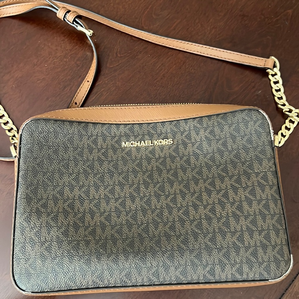 Michael Kors purse